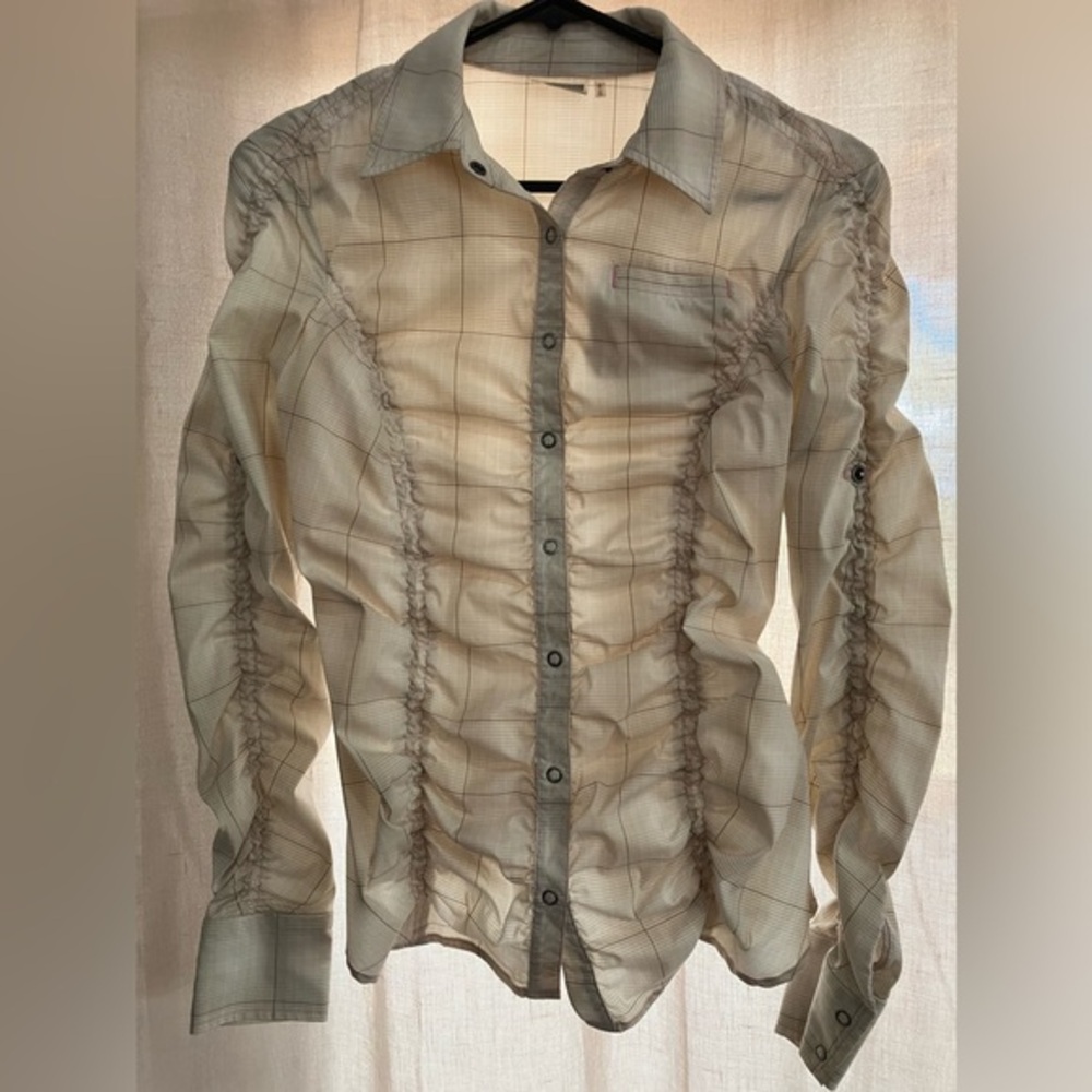Women’s blouse